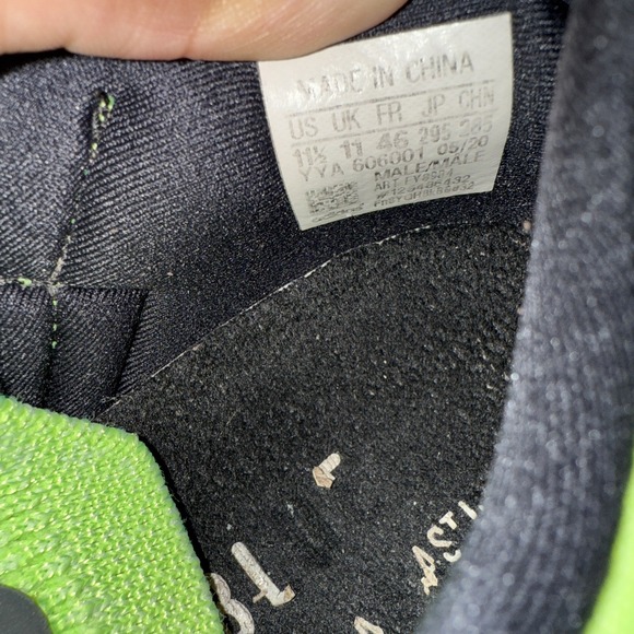 ADIDAS Ultra Boost 20 Signal Neon Green Men 11.5 FY8984 2020 Year Running Shoes - Picture 6 of 6
